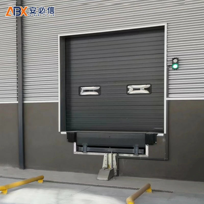 百色垂直滑升门